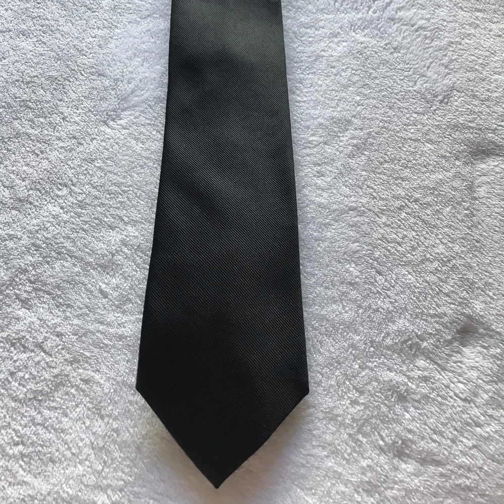 RoundTree & Yorke Black Tie